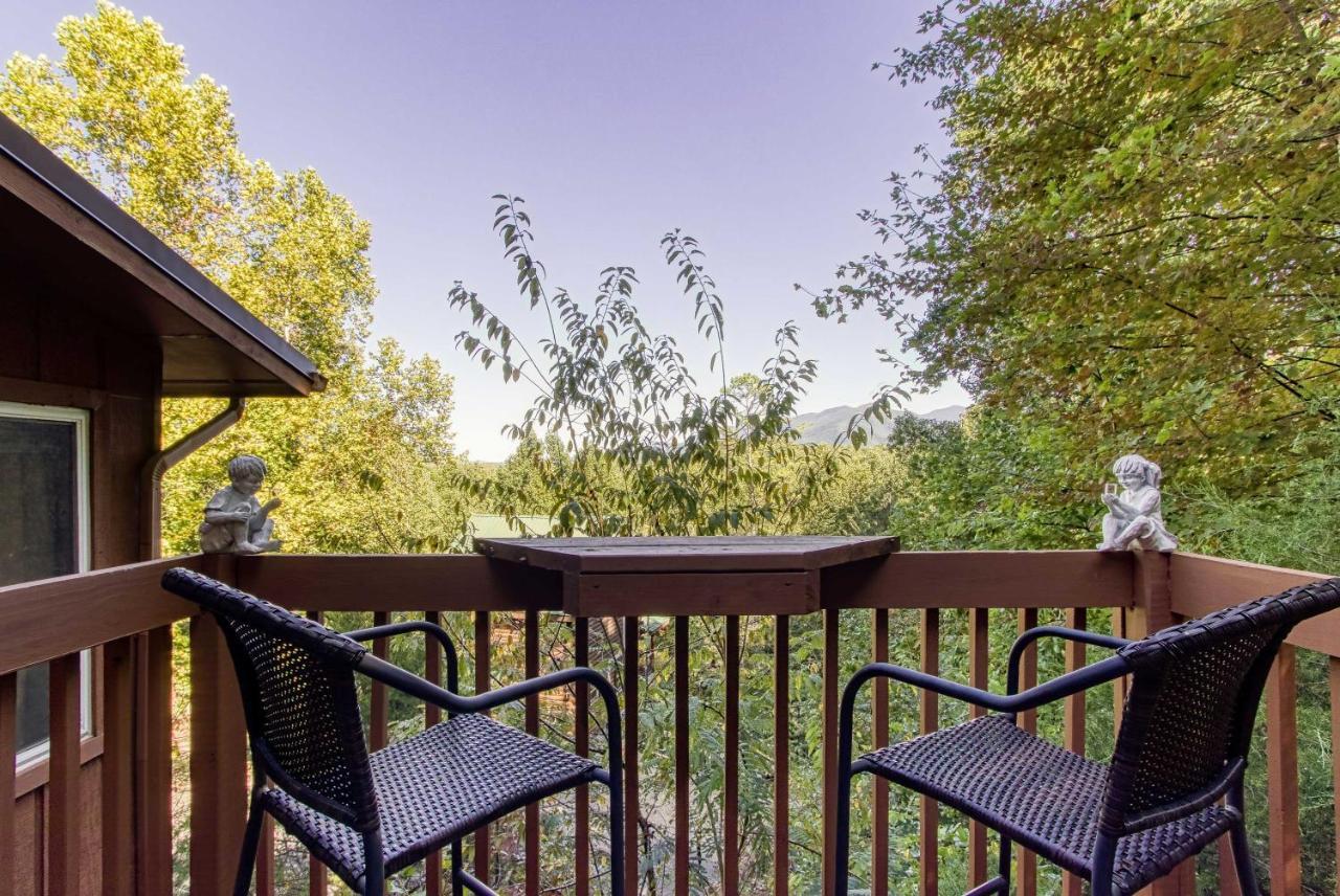 Cozy Cabin With Mountain Views Near Skylift Park! Gatlinburg Exterior foto